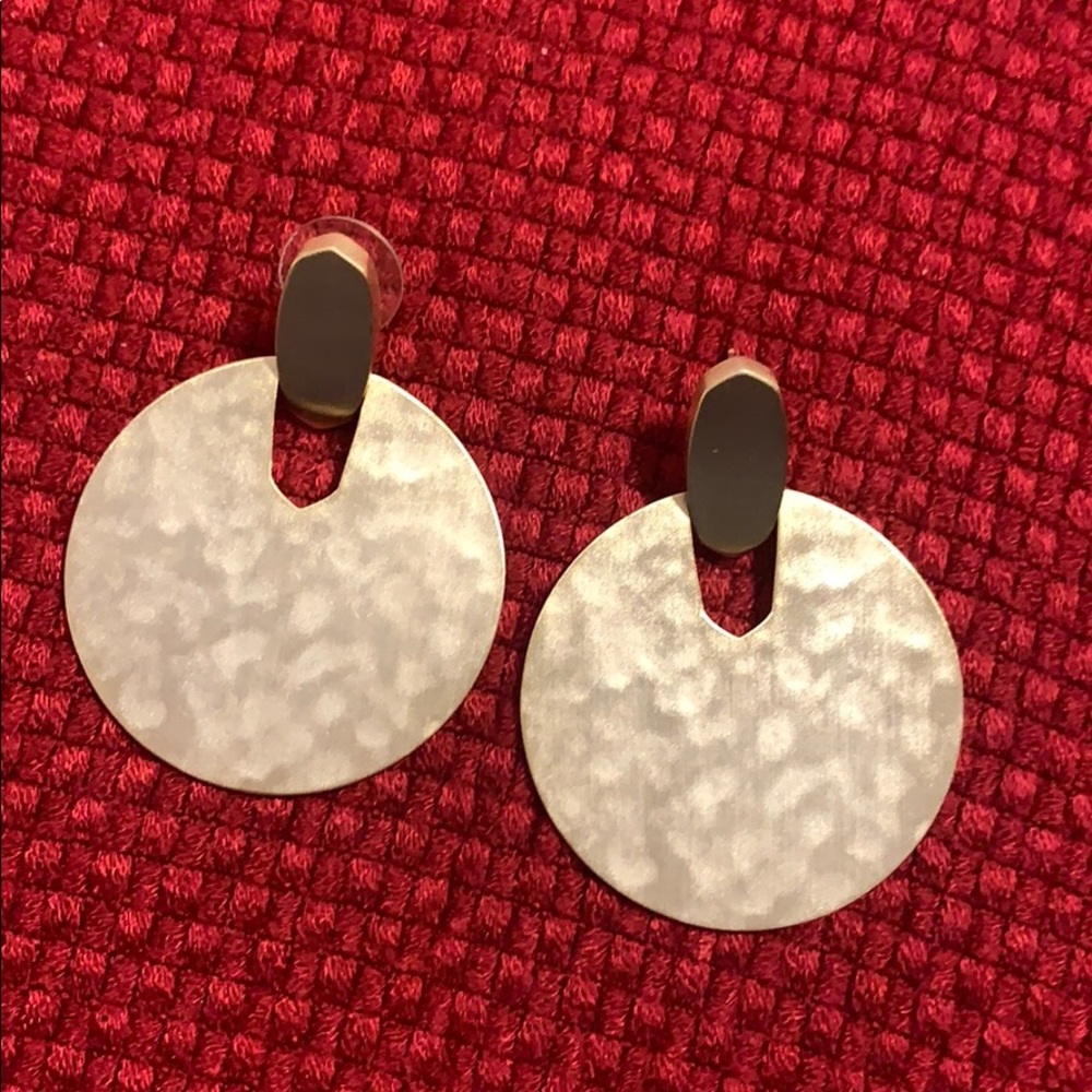 Kendra Scott Didi earrings